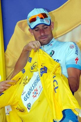 Cycling, Tour de France, stage 4, Stefan Schumacher wins the individual time trial and takes over the yellow jersey