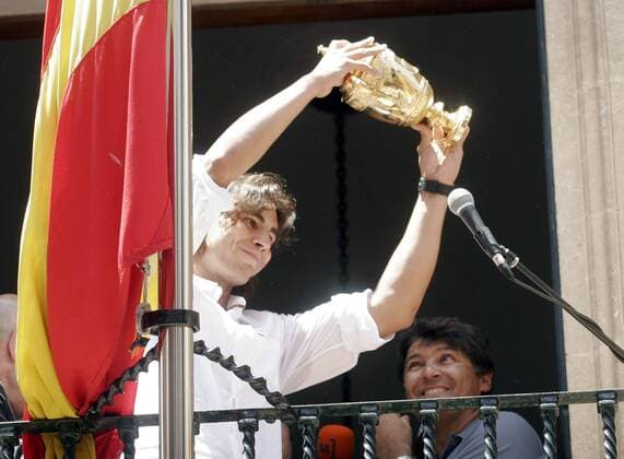 Tennis, Wimbledon winner Rafael Nadal is welcomed in his hometown Manacor