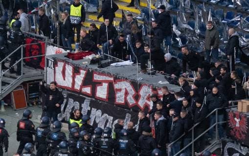 Football, EL, Eintracht Frankfurt fans have trouble with the police before the match