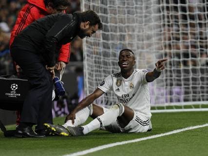 Football, CL, Real Madrid - Ajax Amsterdam, Vinicius Jr substituted with injury