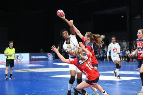 Handball, Golden League Women, France - Norway