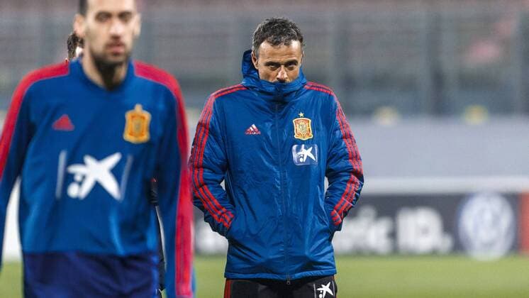 Football, Luis Enrique resigns as national coach of Spain