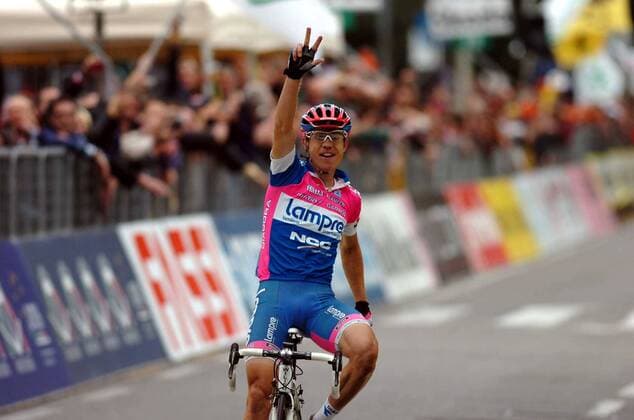 Cycling, Damiano Cunego wins the Tour of Lombardy for the third time