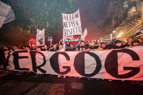 Football, Italy, fans of US Palermo protest against forced descent