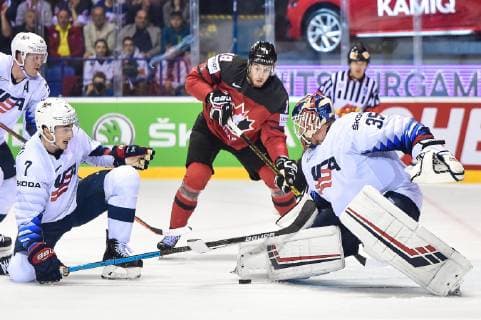 Ice Hockey World Championship, Canada - USA