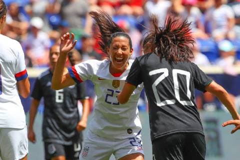 Football, Women, USA - Mexico
