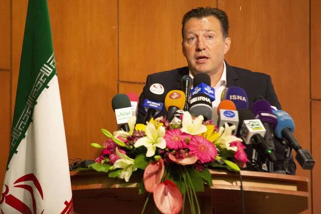Football, Irans national coach Marc Wilmots threatens to resign due to outstanding salary