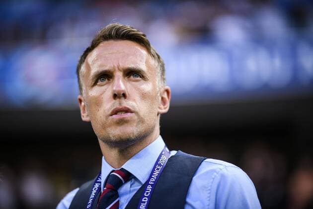 Football, Women, England national coach Phil Neville resigns