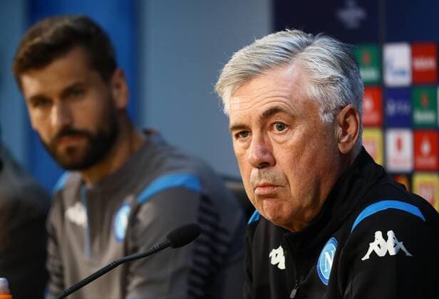 Football, CL, SSC Naples Training and Press Conference