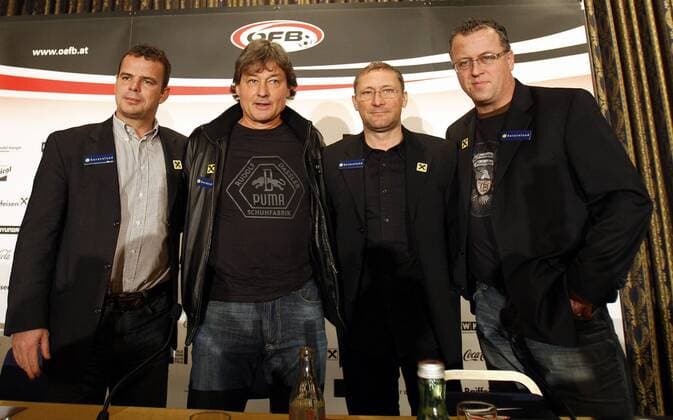 Football, Austria, ÖFB press conference with new national coach Didi Constantini