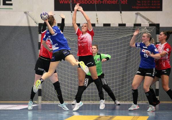 Handball, Ladies, DHB Cup, HSG Blomberg-Lippe - Thüringer HC