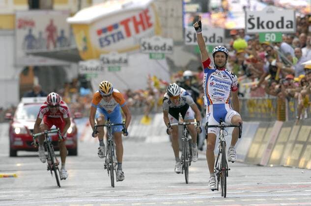 Cycling, Giro d Italia, Michele Scarponi wins the 18th stage