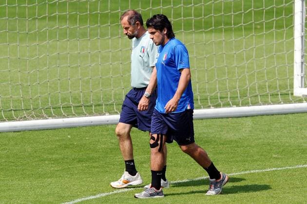Football, Italian national team training