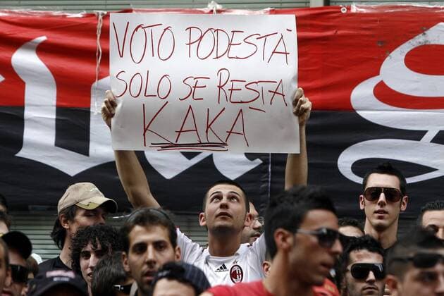 Football, Italy, Serie A, AC Milan fans protest against the sale of Kaka