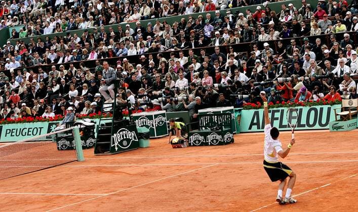 Tennis, French Open, Roger Federer wins for the first time in Paris