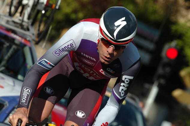 Cycling, Dauphine Libere, Cadel Evans wins 1st stage