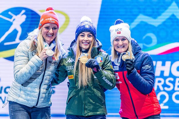 Biathlon WM in Antholz, 10km pursuit for women, award ceremony
