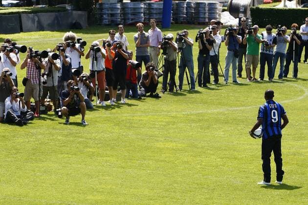 Football, Italy, Serie A, Inter Milan presents new signing Samuel Etoo