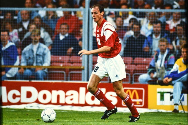 Football, Viktor Onopko claims his looks caused his move to FC Barcelona to fall through - Archive pictures