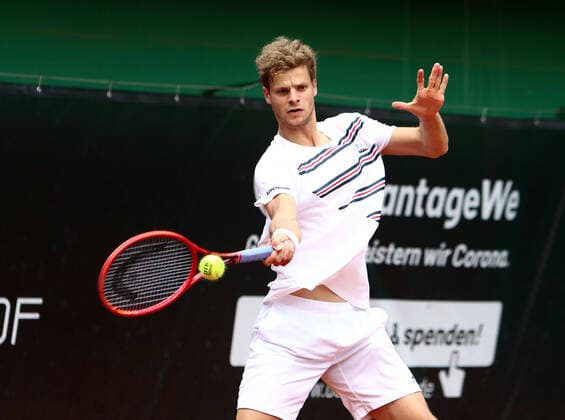 Tennis, DTB German Pro Series in large armchair