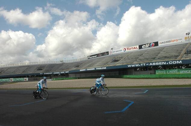 Cycling, preparations and team presentation for the Vuelta a Espana 2009 - start is in Assen