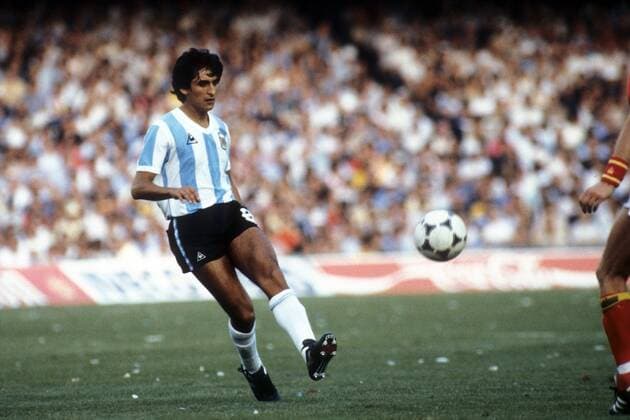 Football, Argentinian world champion Luis Galvan is dead