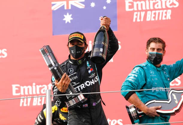 Formula 1, GP Emilia-Romagna in Imola, Lewis Hamilton wins the race