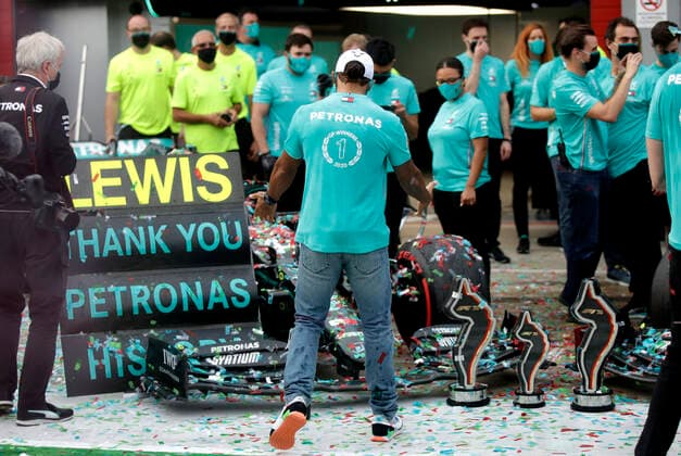 Formula 1, GP Emilia-Romagna at Imola, Mercedes wins constructors championship
