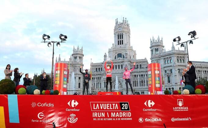 Cycling, Vuelta a Espana, award ceremony with overall winner Primoz Roglic