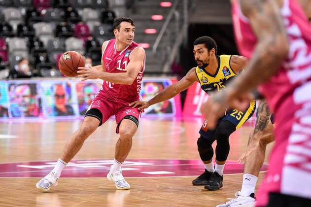 Basketball, BBL, Telekom Baskets Bonn - EWE Baskets Oldenburg