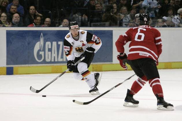 Ice hockey, international match, Germany - Canada