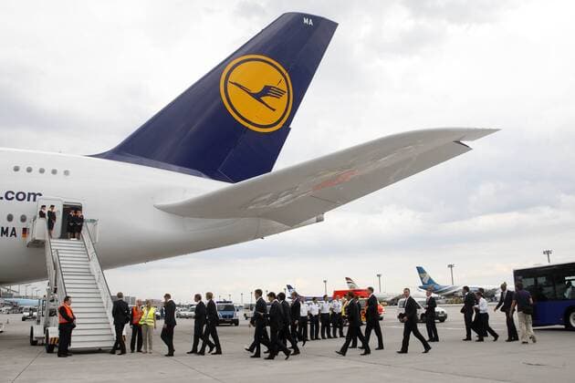 Football, World Cup, departure of the German national team from Frankfurt Airport