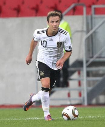 Football, German coach Löw nominates more debutants for the national team