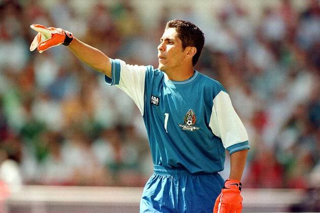 Football, Best goalkeepers of all time - The career of Jorge Campos