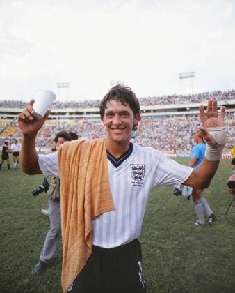 Football: Gary Lineker dethroned as England’s all-time World Cup goalscorer, archive footage