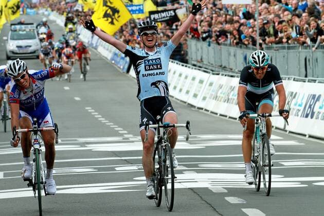 Cycling, Nick Nuyens wins the Tour of Flanders