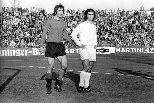 Football, History, Bundesliga, record-holding player Karl-Heinz Körbel