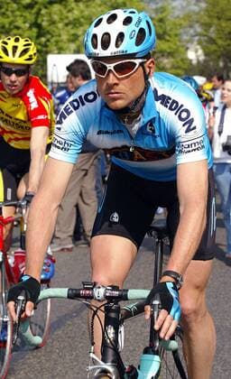 Cycling, 88th Rund um Köln 2003, Jan Ulrich sits in the saddle again