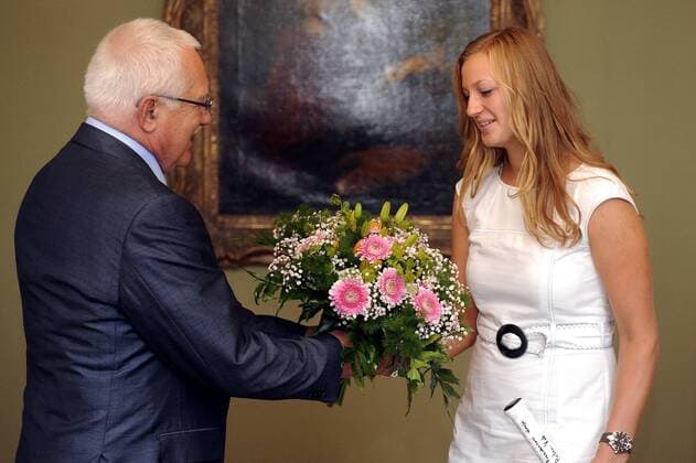 Tennis, Wimbledon winner Petra Kvitova is received by President Vaclav Klaus