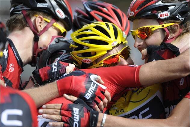 Cycling, Tour de France, Cadel Evans celebrates overall victory
