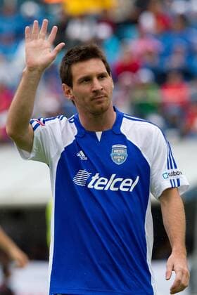 Football, charity match in Mexico City with Lionel Messi