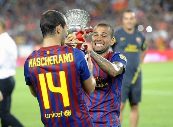 Football, Javier Mascherano and Dani Alves apparently about to move to Juventus Turin