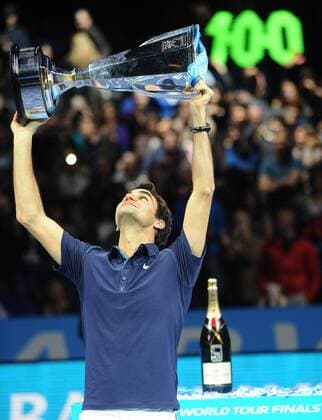 Tennis, Roger Federer wins the ATP final in London for the 6th time