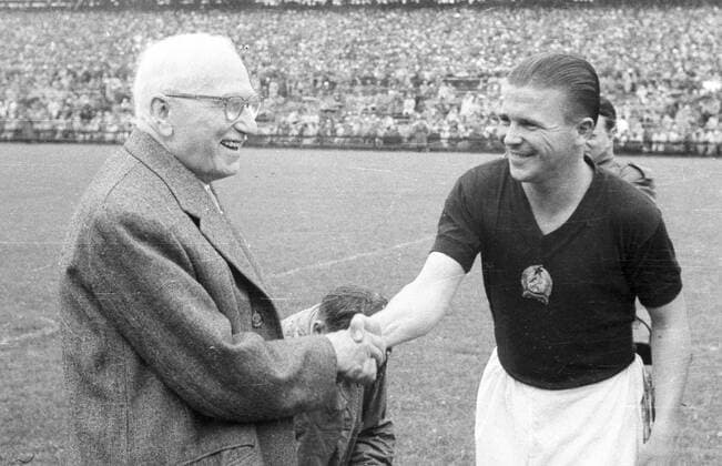 Football, Best players of all time - The career of Ferenc Puskas