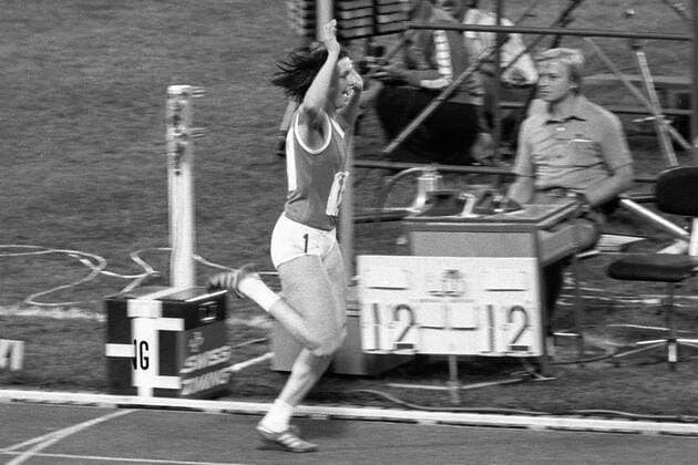 OLYMPIC LEGENDS, History, Bärbel Wöckel