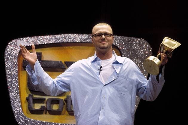 Stefan Raab (GER) mit dem -Goldenen Raab-Award auf der Telemesse