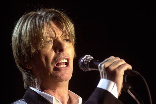 David Bowie (GBR) bei einem Open-Air Konzert auf dem Museumsplatz in Bonn