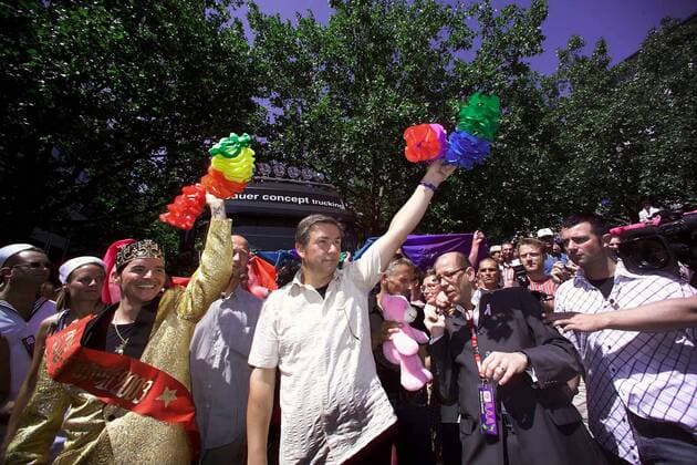 Klaus Wowereit (GER SPD, Regierender Bürgermeister von Berlin) bei der Eröffnung des 25.CSD auf dem Kurfürstendamm
