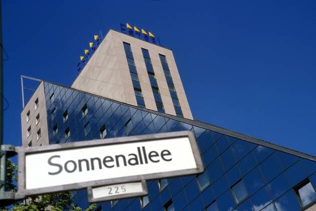 Estrel Hotel & Convention Center in der Sonnenallee 225 - Berlin-Neukölln