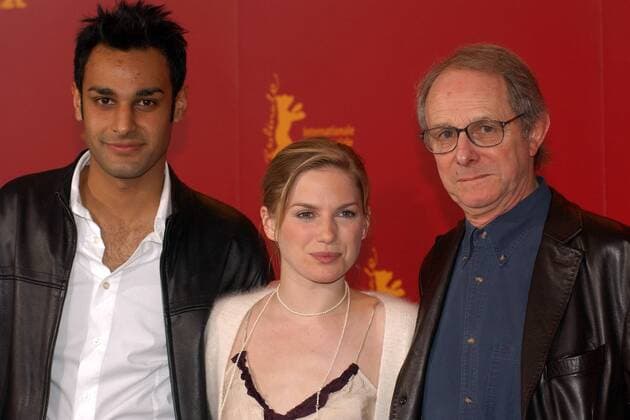 V.l.n.r.: Schauspieler Atta Yaqub, Schauspielerin Eva Birthistle (GBR) und Regisseur Ken Loach (GBR) anlässlich der Präsentation des Films - Ae Fond Kiss - während der 54. Internationalen Filmfestspiele in Berlin